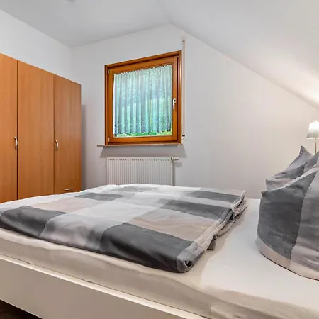Apartment Haus Sum *